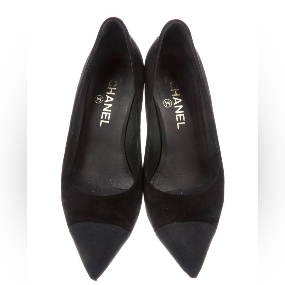 Chanel Interlocking Cc Logo Heels - image 1